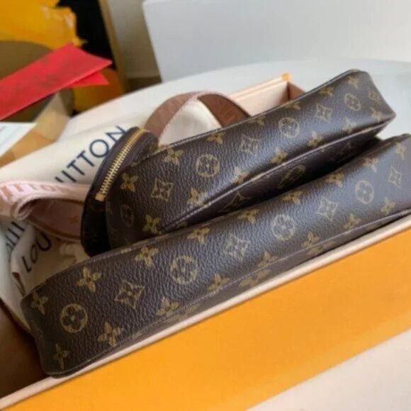LOUIS VUITTON Rose Claire Monogram Canvas Multi Pochette - Picture 2 of 7